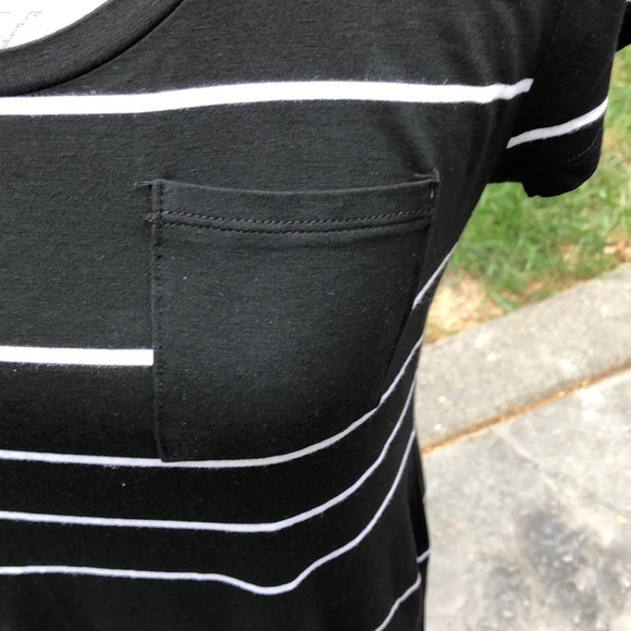 Old Navy Black & White Striped Side Slit Dress -M - Picture 5 of 7